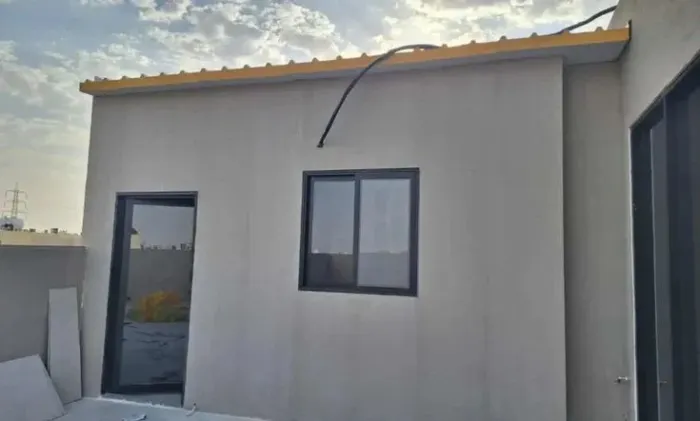 معلم بناء ملحق  اسمنت بالحوش بجدة